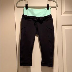 lululemon knee length luxtreme crops
